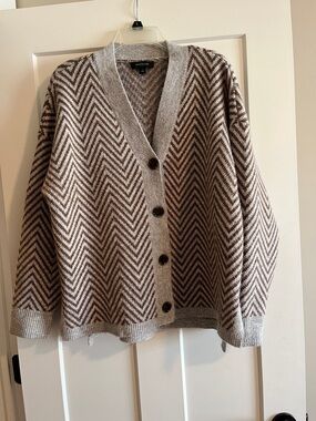 Ann Taylor Taupe and Cream Chevron Button-Front Cardigan